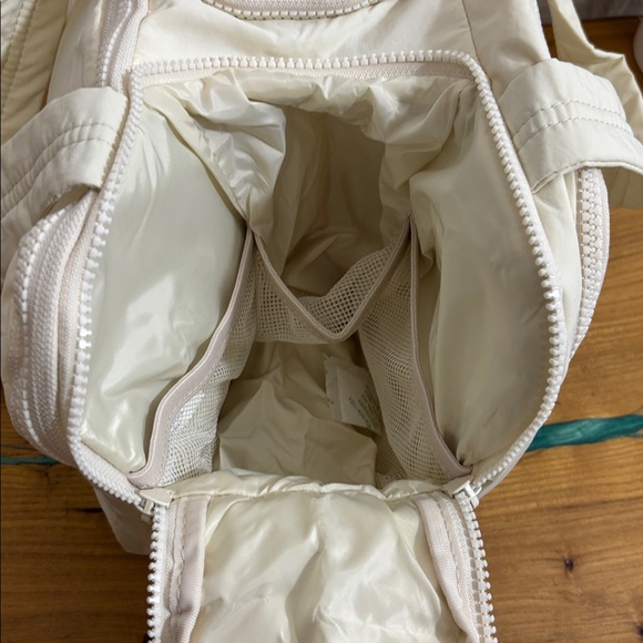 Viral Bagsmart cosmetic bag toiletry bag - Picture 4 of 11